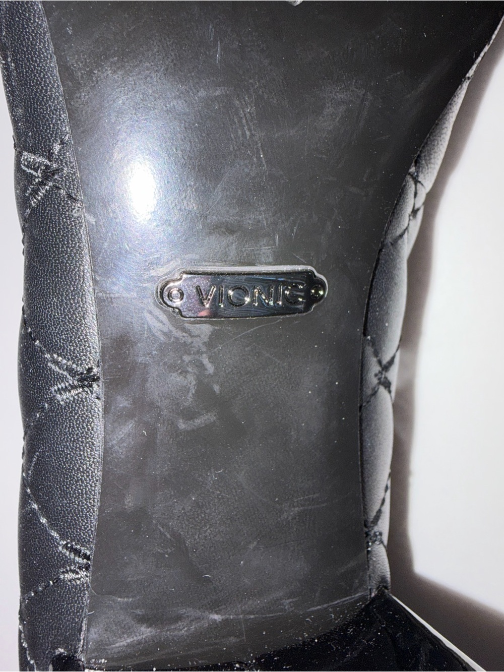 Vionic Ruby Quilted Leather Block Heel Black Pumps Size 8.5 Olympia - Picture 7 of 8